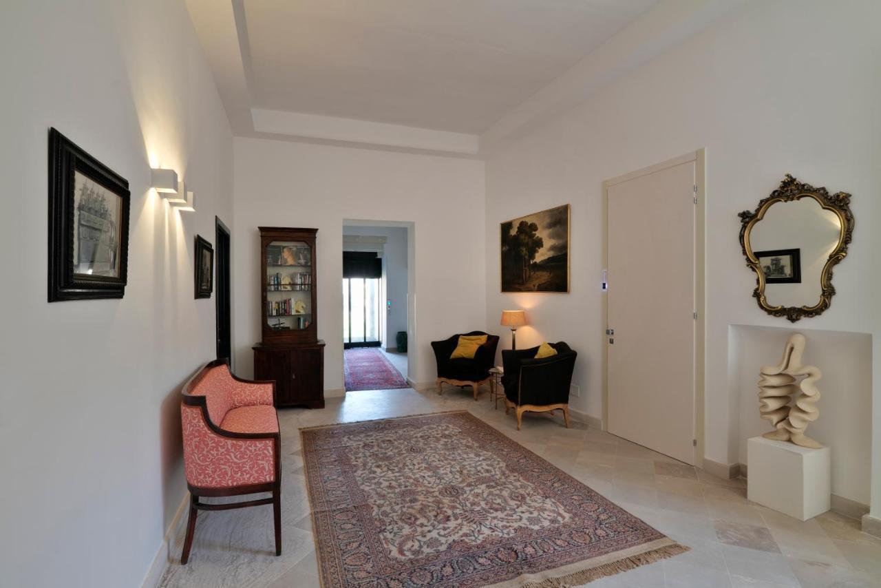 레체 Palazzo Rollo B&B 외부 사진