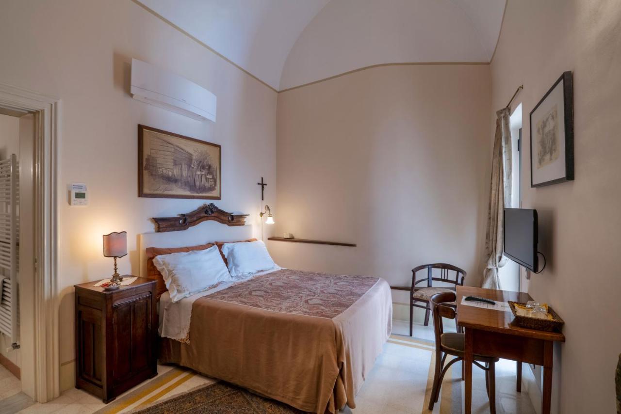 레체 Palazzo Rollo B&B 외부 사진