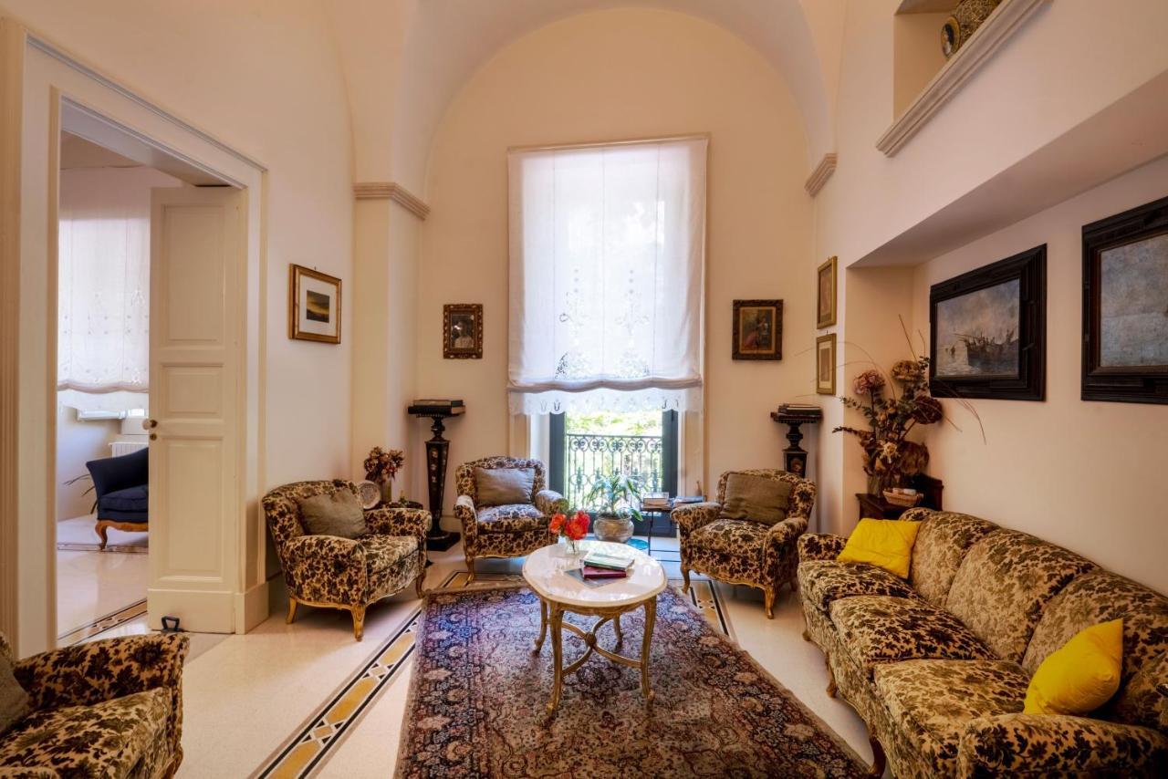 레체 Palazzo Rollo B&B 외부 사진