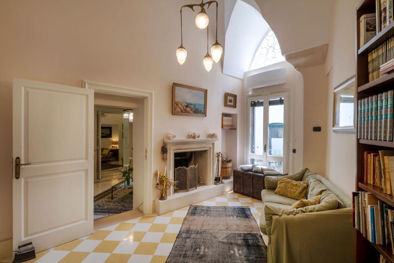 레체 Palazzo Rollo B&B 외부 사진