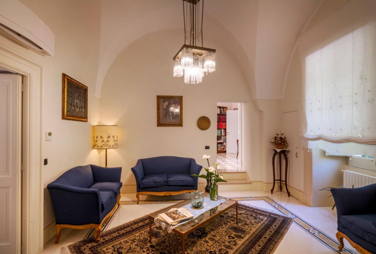 레체 Palazzo Rollo B&B 외부 사진