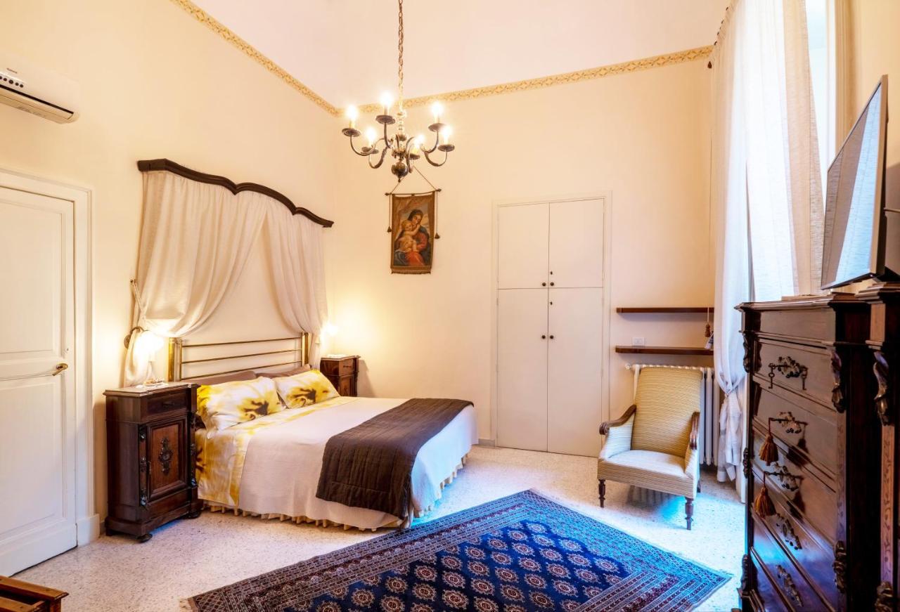 레체 Palazzo Rollo B&B 외부 사진