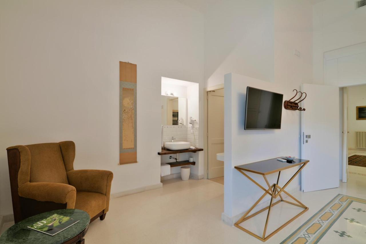 레체 Palazzo Rollo B&B 외부 사진